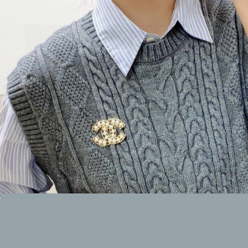 Ch*el brooches